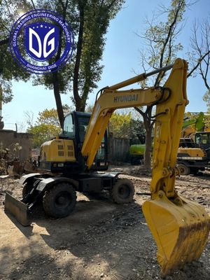 Hyundai Used Wheel Excavator 60w-7,6Ton Hyndraulic Small Excavator, 10 Units Available Now