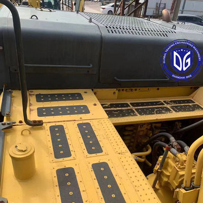 Powerful Large Komatsu Excavator for Heavy Duty Construction Projects