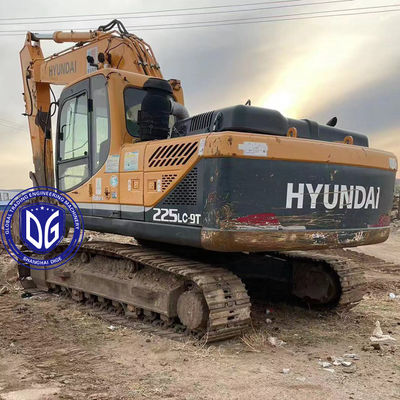 Used Original Hyundai 225 22.5Ton Crawler Excavator Medium Excavator Available Now
