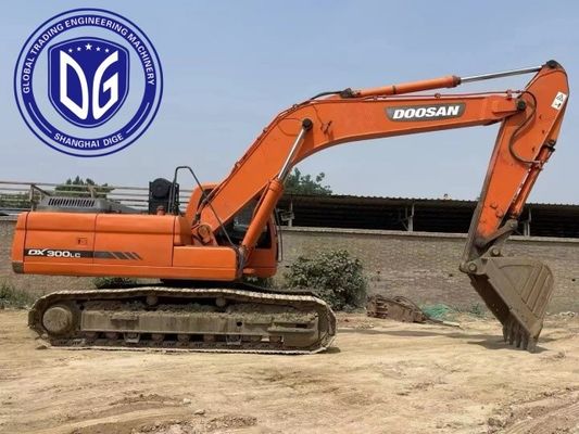 Time And Labor Saving DX300LC 30t Used Doosan Excavator With Highly Durable