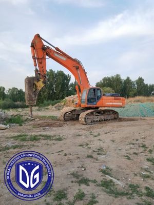 Used Doosan DX500LC 50 Tonne Excavator With Precise Control Over Excavation