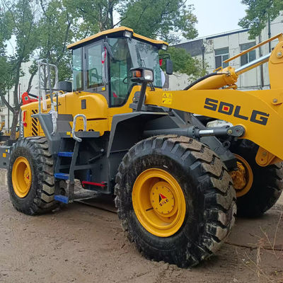 2.7m3 Standard Bucket Capacity Utilized SDLG Wheeled Loader Powered by Advanced EFI Engine Style