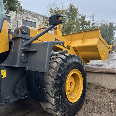 2.7m3 Standard Bucket Capacity Utilized SDLG Wheeled Loader Powered by Advanced EFI Engine Style
