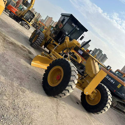 Hydraulic Driving Form Caterpillar Grader 140h 14677kg Machine Weight for and Accurate Road Grading
