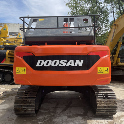 Affordable Doosan DX225 Excavator Crawler Moving Type Excellent Condition