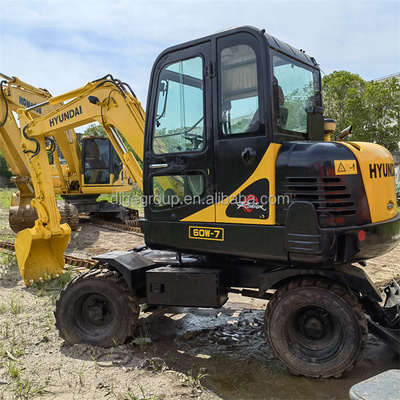 Used Hyundai 60W-7 Excavator 6TON 0.3m³ Bucket 1 Year Warranty