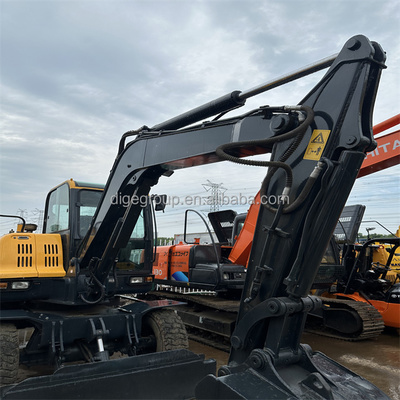 Used Hyundai 60W-7 Wheel Excavator 6 Ton 2022 Model