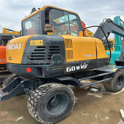 Used Hyundai 60W-7 Wheel Excavator 6 Ton 2022 Model