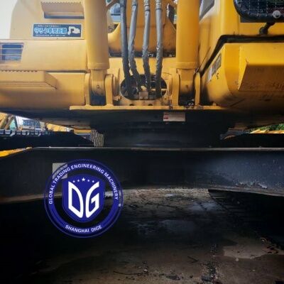 Japan Used Komatsu Excavator PC130 Hydraulic Excavator 13 Ton Used Excavator with 0.5m³ bucket