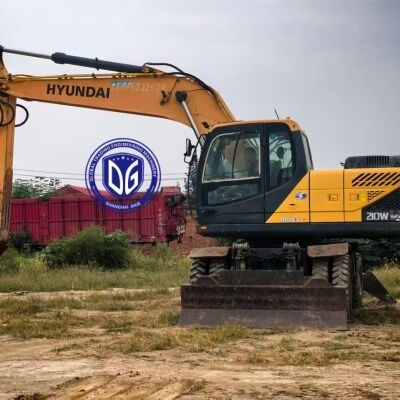 Britain Used Hyundai 210W-9VS Wheel Excavator for Sale Hot Selling 21Ton Excavator