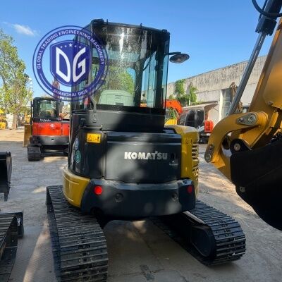 Used Japan Komatsu PC40 Mini Excavator 4 Ton Small Hydraulic Digger Low Working Hours